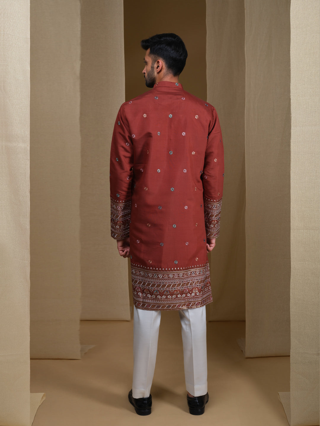 Aespen Maroon Kurta For Men With Thread and Sequins Embroidery--aespenfashion.com-Aespen Fashion